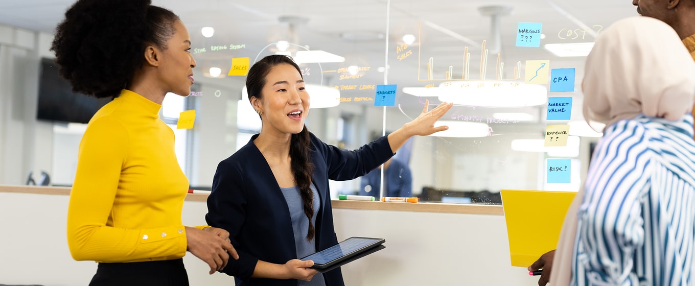 The Difference Between Financial Projection & Forecasting - Fleximize